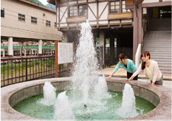 宇奈月温泉駅 温泉噴水